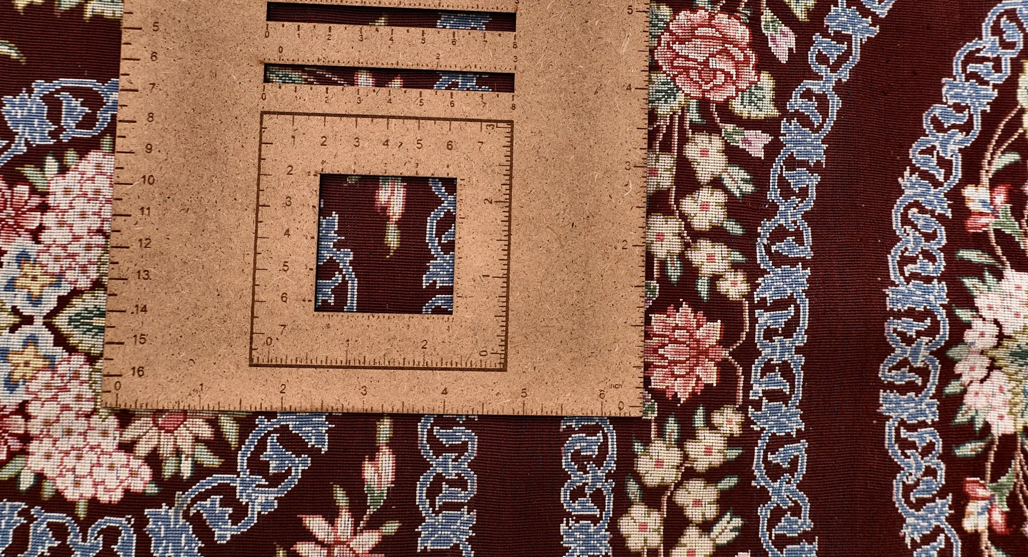 Qom Persian Rug — hand-knotted, 153 × 98 cm, Silk
