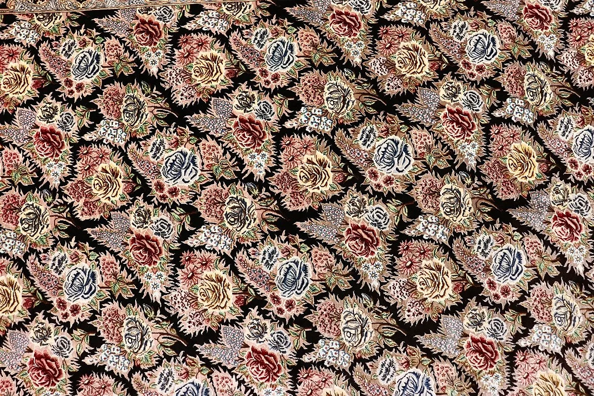 Hand-Knotted Silk Qom Persian Rug, 160 × 98 cm