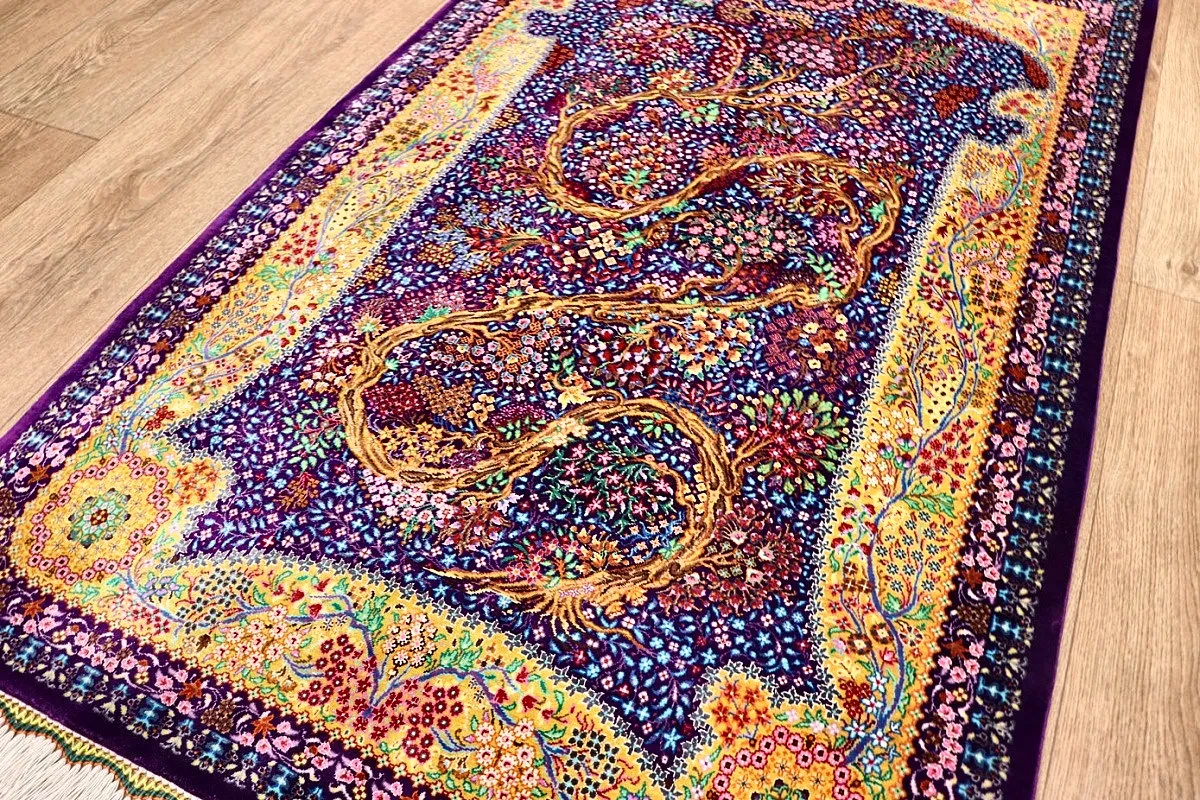 118170-09 Hand-Knotted Silk Qom Persian Rug, 123 × 80 cm
