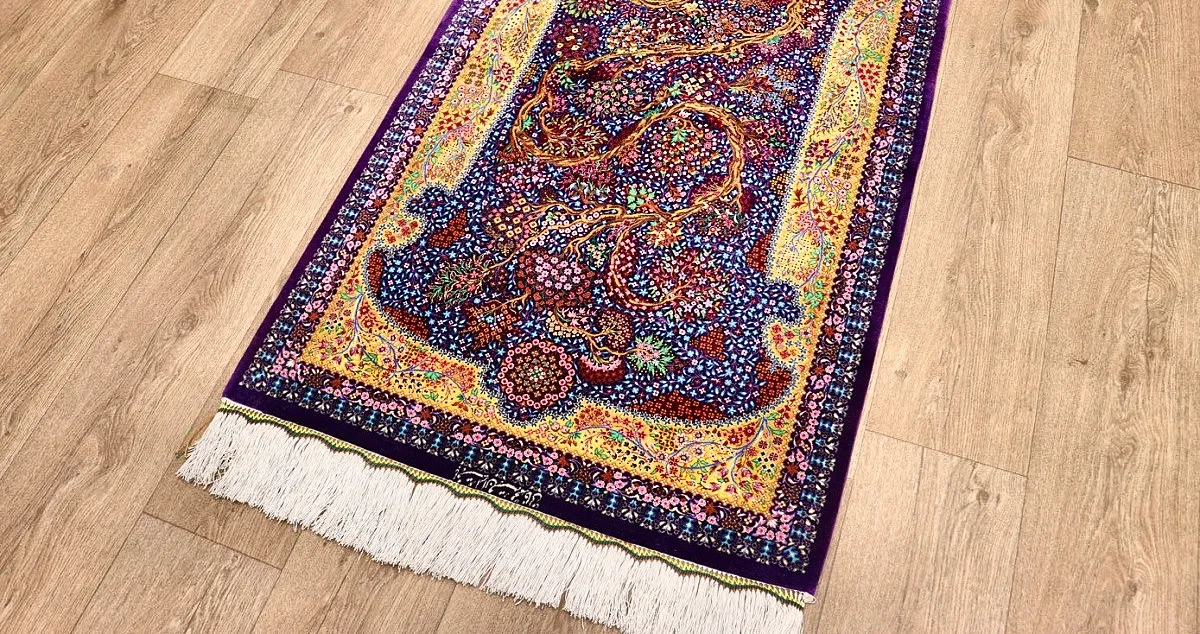 118170-11 Hand-Knotted Silk Qom Persian Rug, 123 × 80 cm
