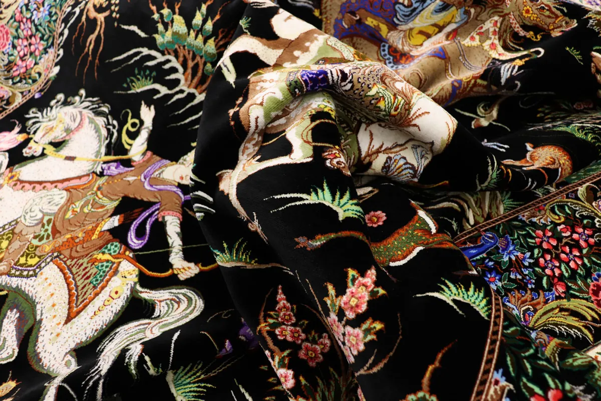 Qom Persian Rug — hand-knotted, 200 × 137 cm, Silk