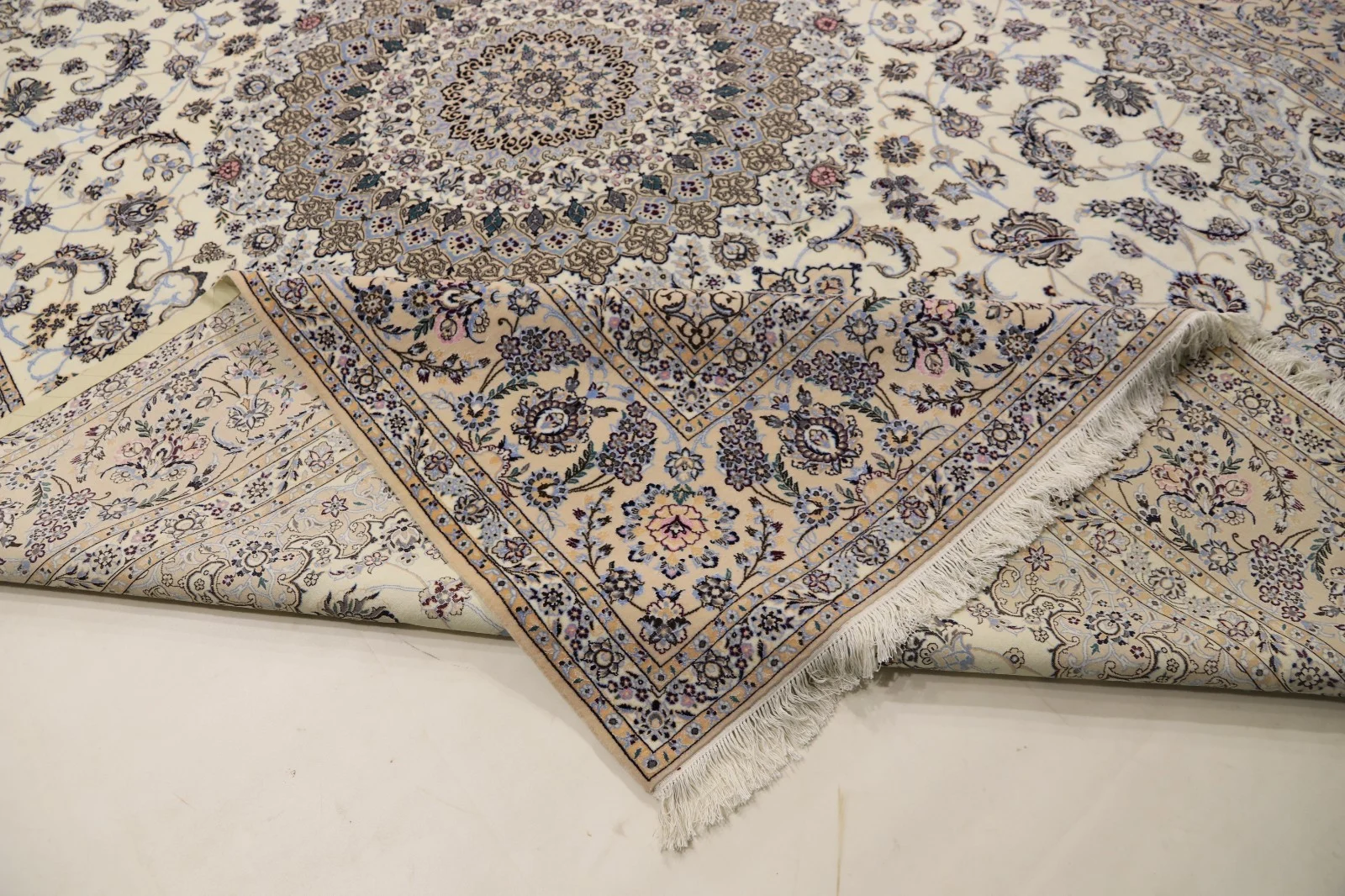 perserteppich-nain-6la-410-x-312-cm-wolle-und-seide-handgeknupft-9 Oriental Rug 410 × 312 cm, Silk, hand-knotted