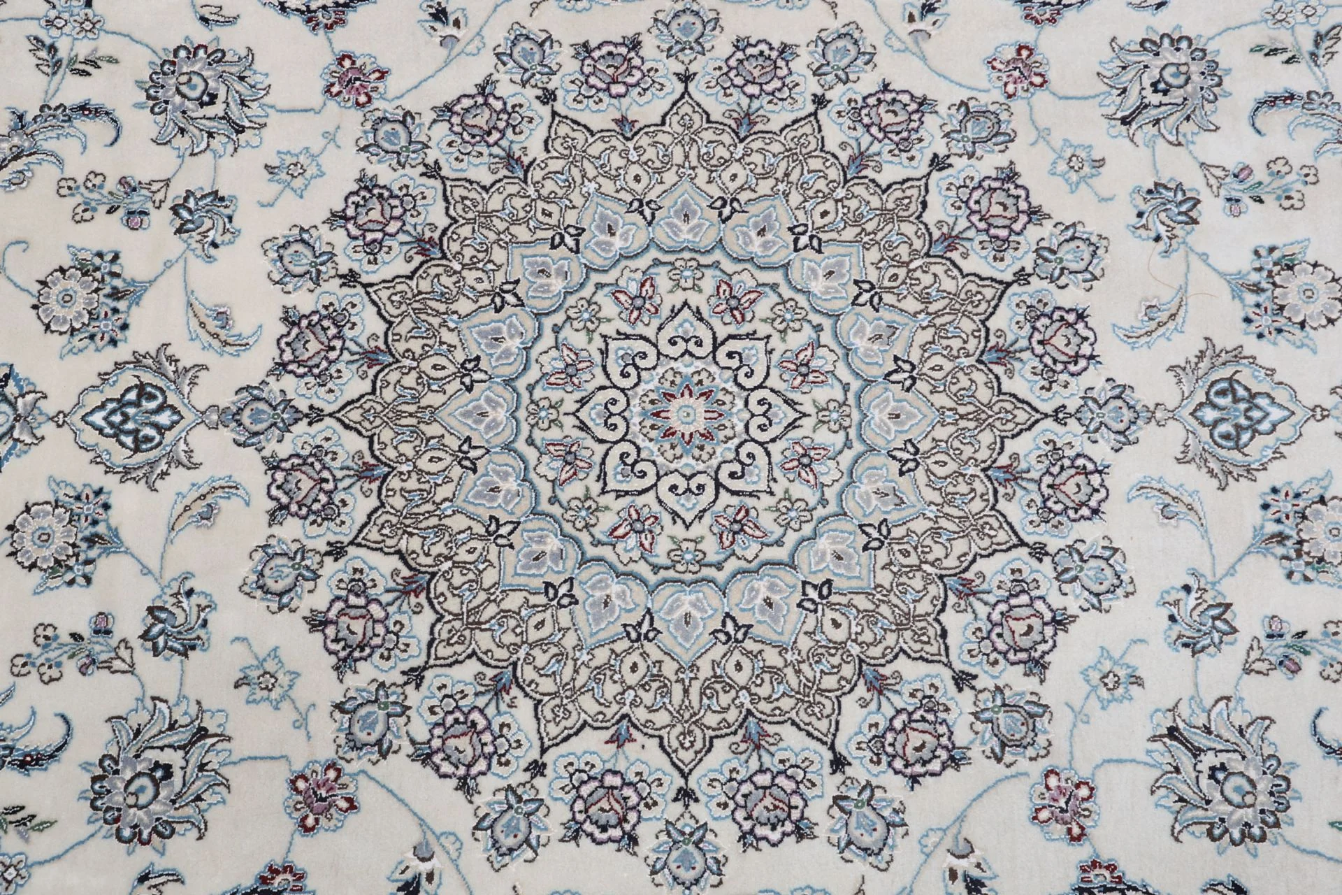 Nain Persian Rug — hand-knotted, 240 × 350 cm, Wool & Silk