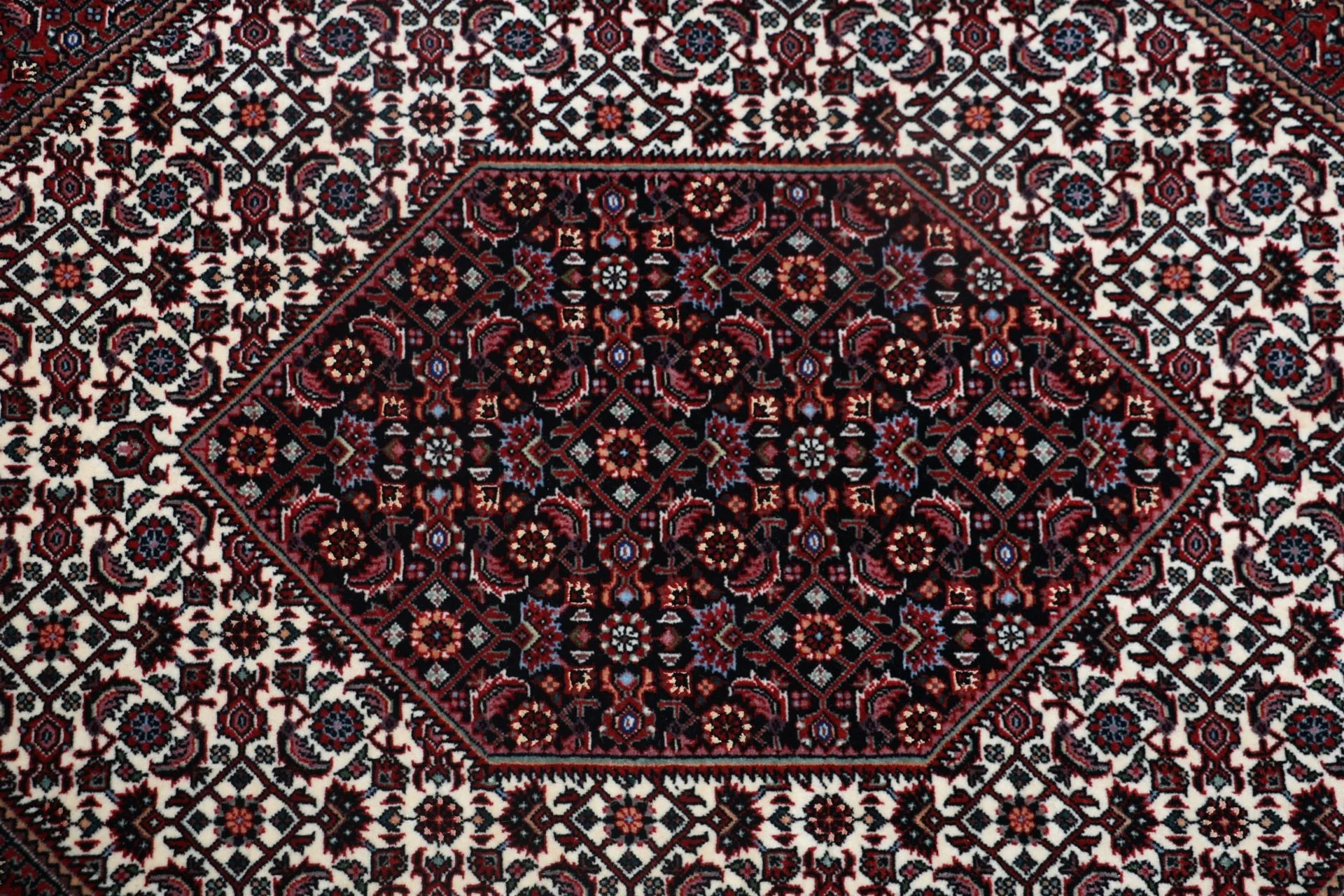 Bijar Persian Rug 205 × 300 cm, Wool & Silk, hand-knotted