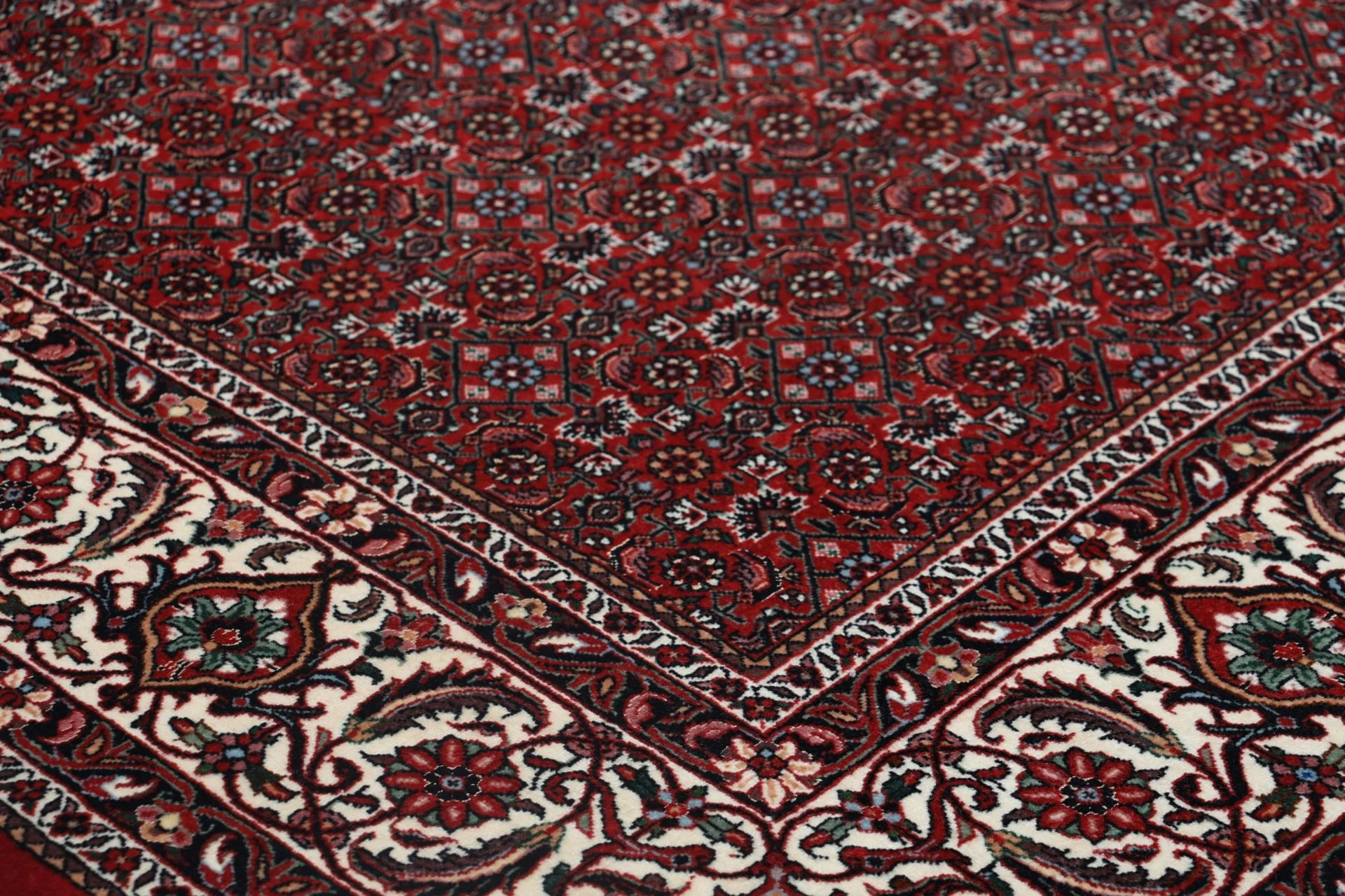 Hand-Knotted Wool & Silk Bijar Persian Rug, 205 × 308 cm