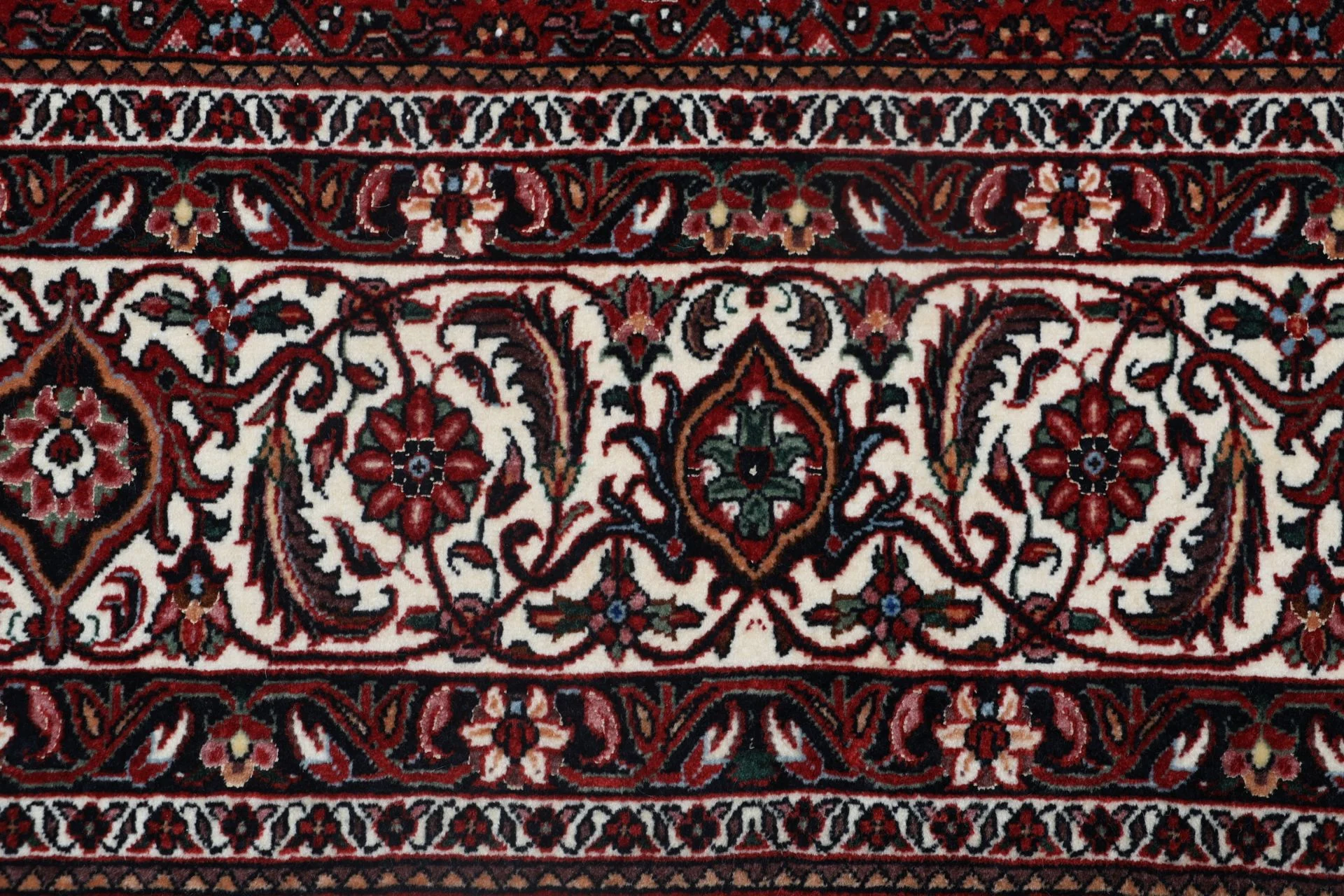 Hand-Knotted Wool & Silk Bijar Persian Rug, 205 × 308 cm