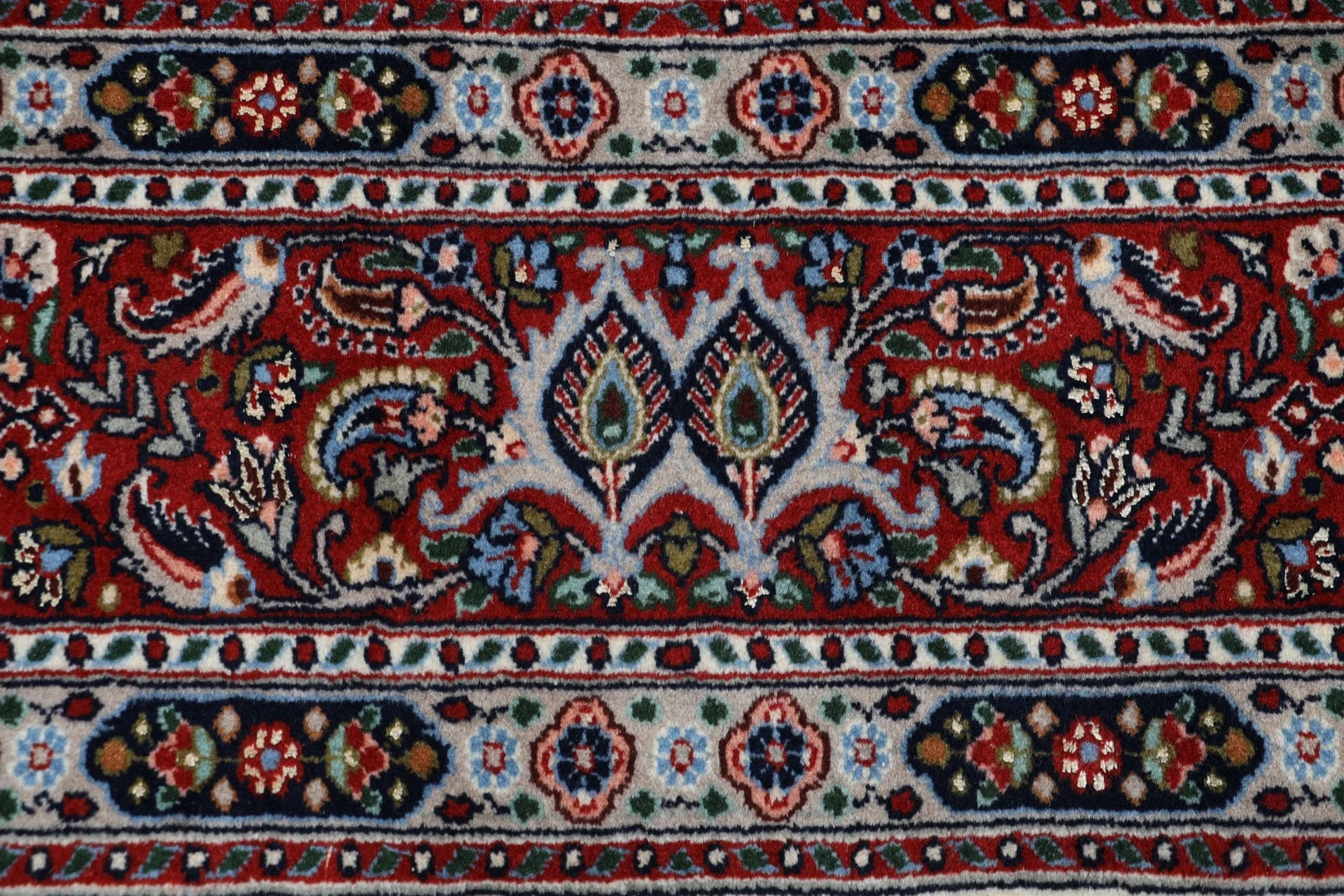 Moud Persian Rug 205 × 300 cm, Wool & Silk, hand-knotted