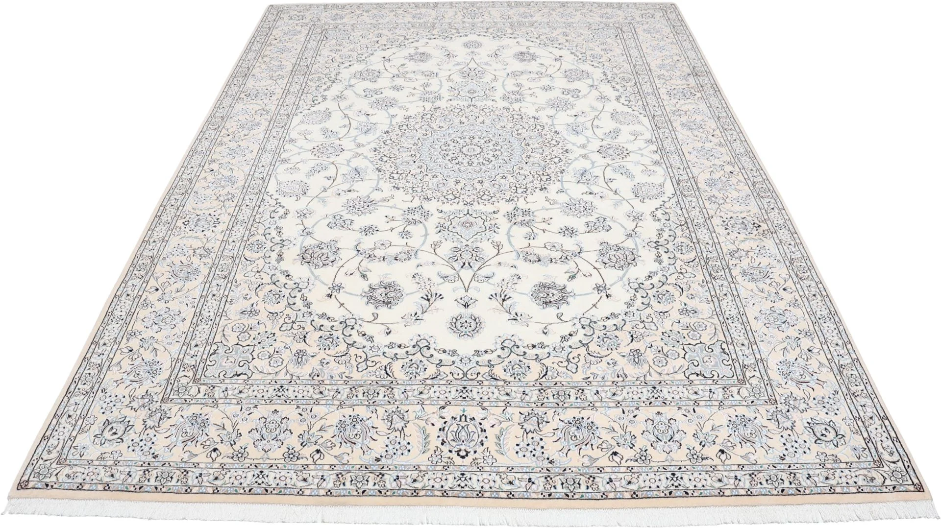 perserteppich-nain-248-x-357-cm-schurwolle-und-seide-handgeknupft-11 Nain Persian Rug 248 × 357 cm, Wool & Silk, hand-knotted