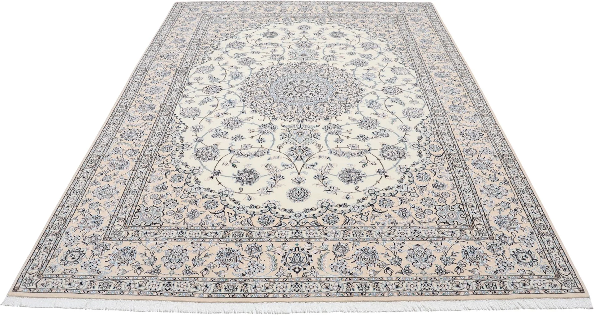perserteppich-nain-248-x-357-cm-schurwolle-und-seide-handgeknupft-16 Nain Persian Rug 248 × 357 cm, Wool & Silk, hand-knotted