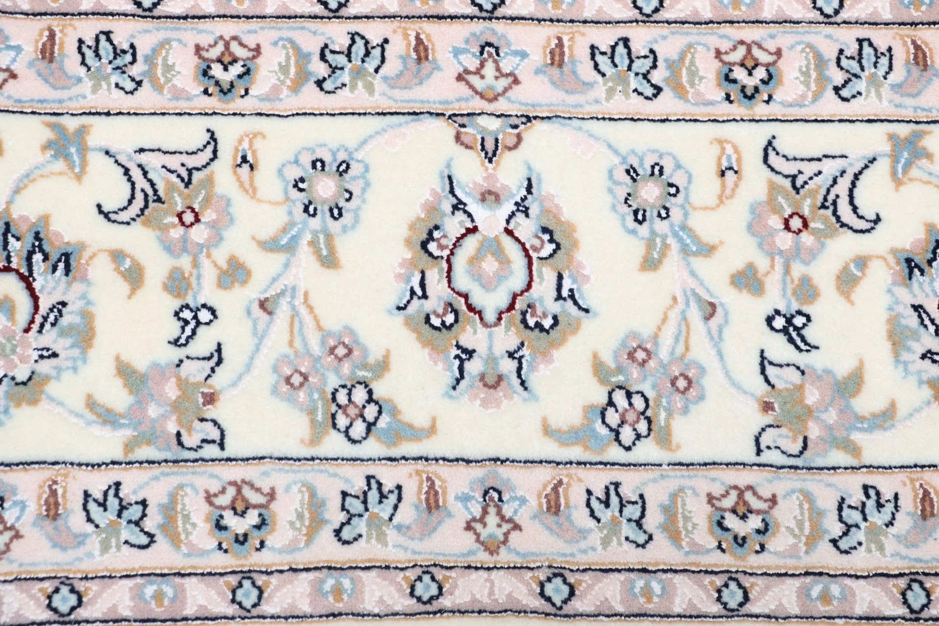 Nain Persian Rug — hand-knotted, 204 × 306 cm, Wool & Silk