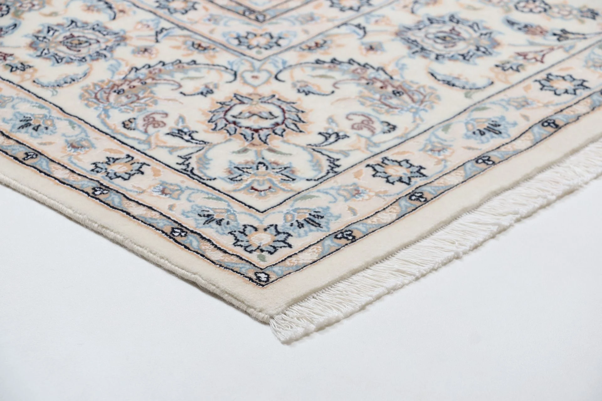 Nain Persian Rug 250 × 350 cm, Wool & Silk, hand-knotted