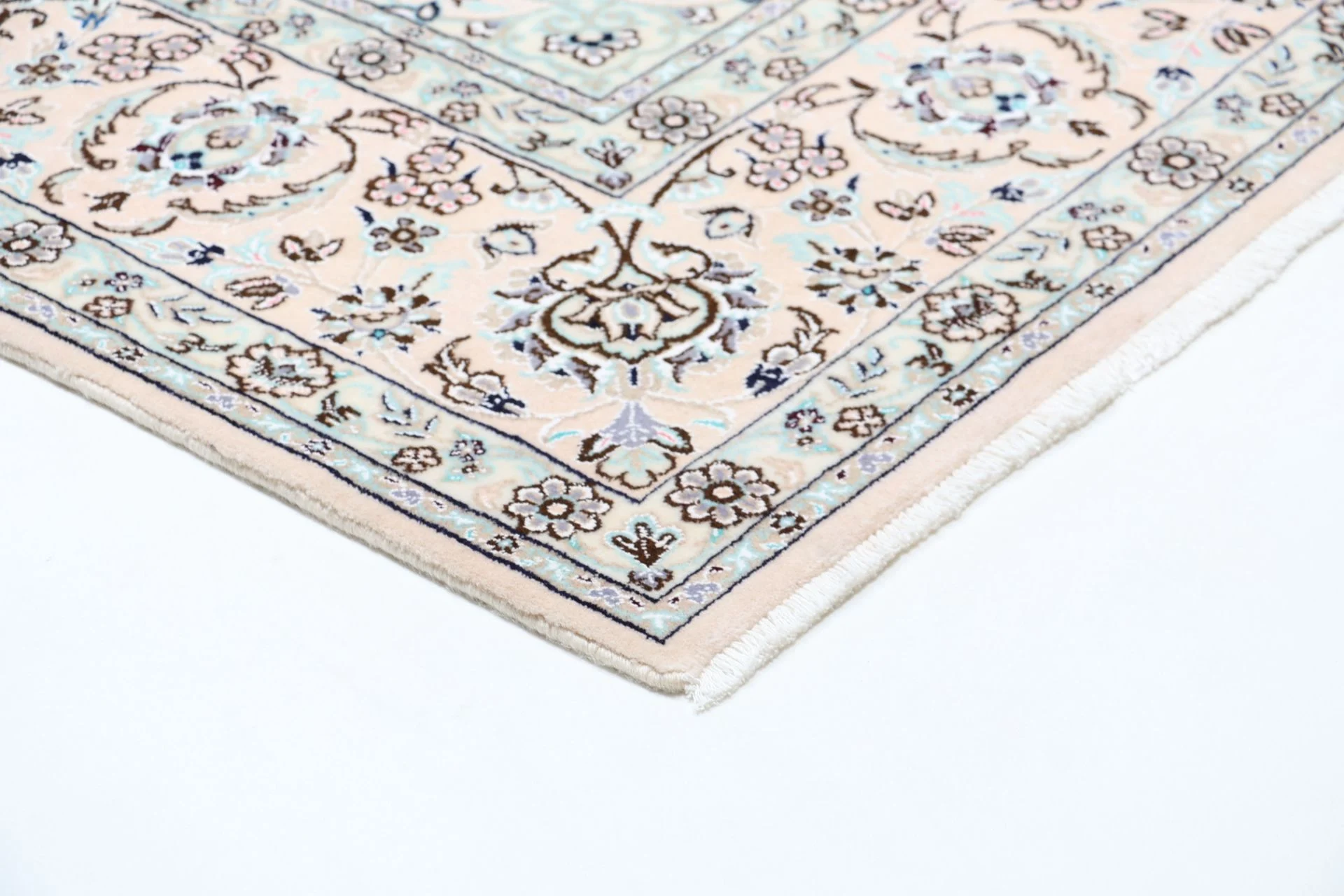 perserteppich-nain-202-x-310-cm-schurwolle-und-seide-handgeknupft-40 Nain Persian Rug — hand-knotted, 202 × 310 cm, Wool & Silk