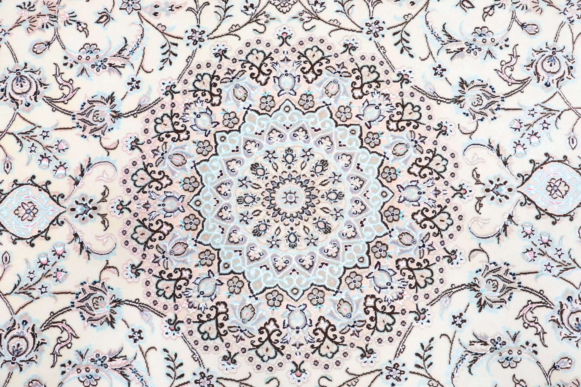 perserteppich-nain-202-x-310-cm-schurwolle-und-seide-handgeknupft-51 Nain Persian Rug — hand-knotted, 202 × 310 cm, Wool & Silk