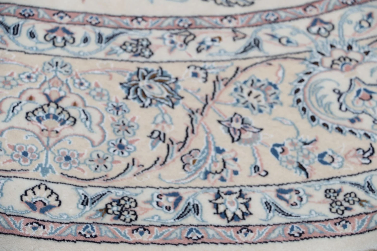 Nain Persian Rug 255 × 255 cm, Wool, hand-knotted – view 7