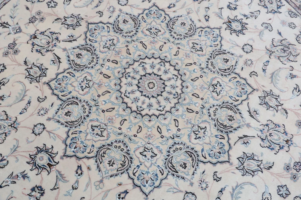 Nain Persian Rug 255 × 255 cm, Wool, hand-knotted – view 9