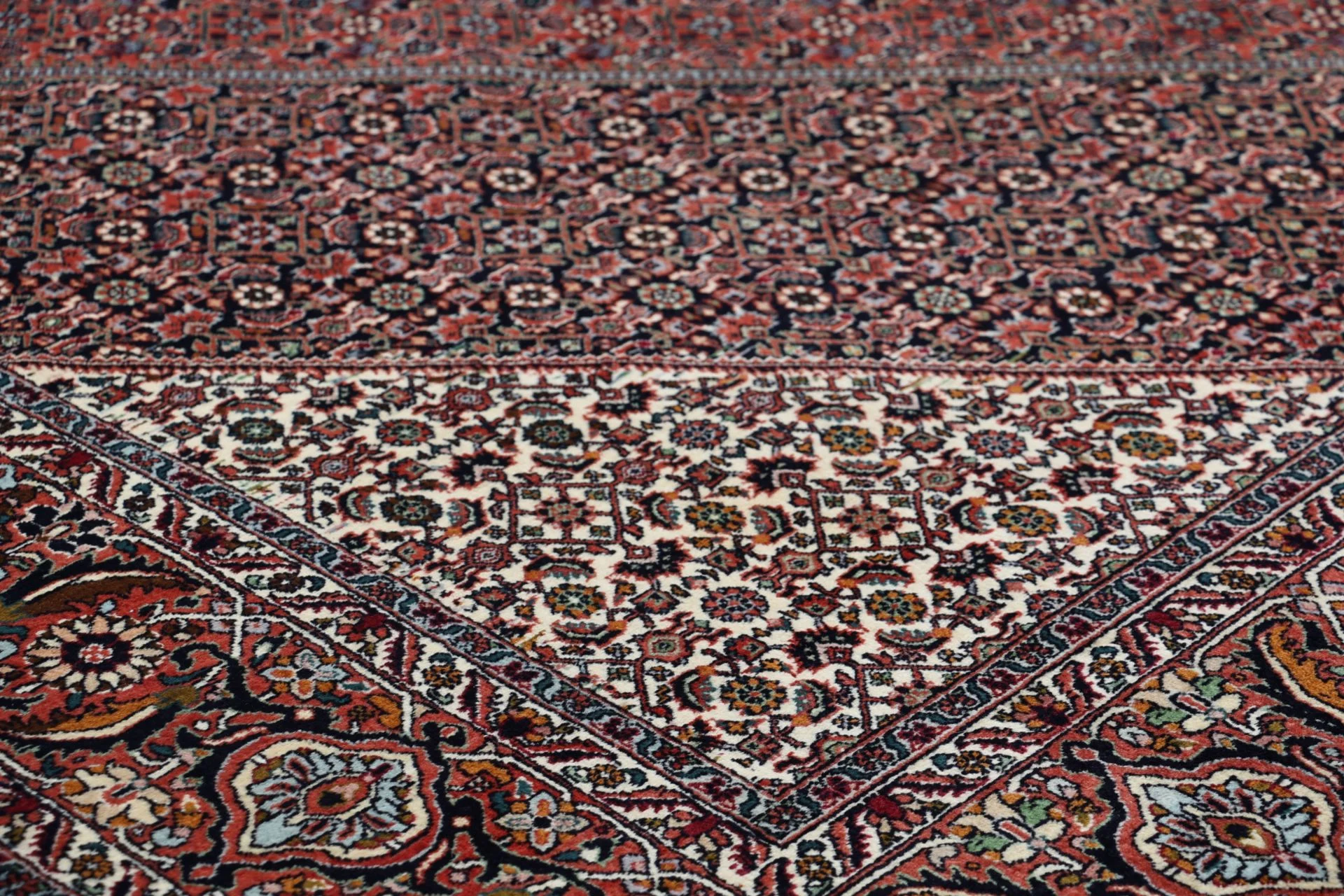 Bijar Persian Rug — hand-knotted, 253 × 355 cm, Wool & Silk