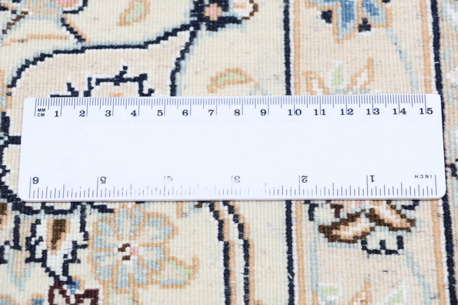 Nain Persian Rug — hand-knotted, 255 × 350 cm, Wool & Silk