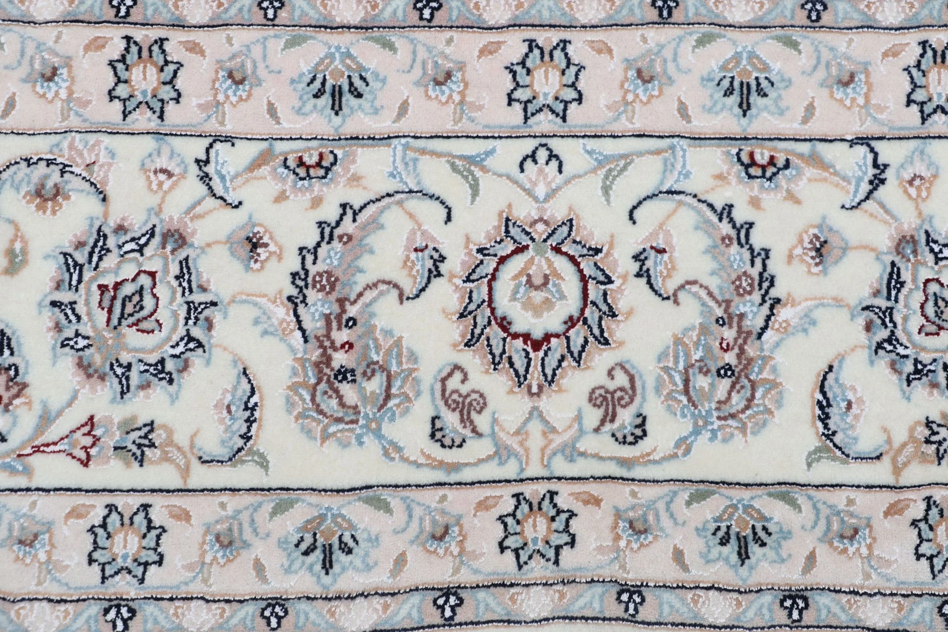 Nain Persian Rug — hand-knotted, 246 × 344 cm, Wool & Silk