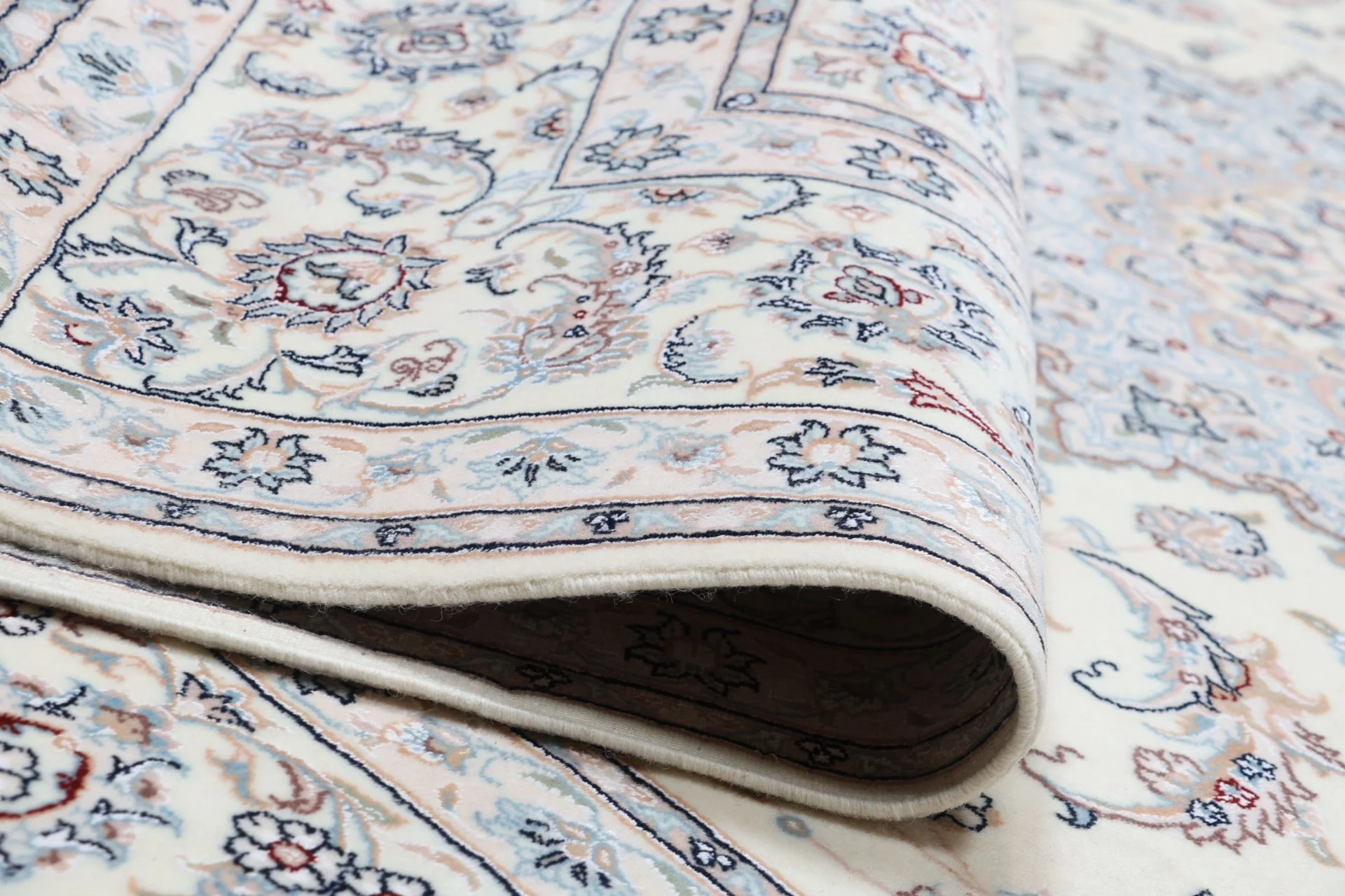 Nain Persian Rug — hand-knotted, 246 × 344 cm, Wool & Silk