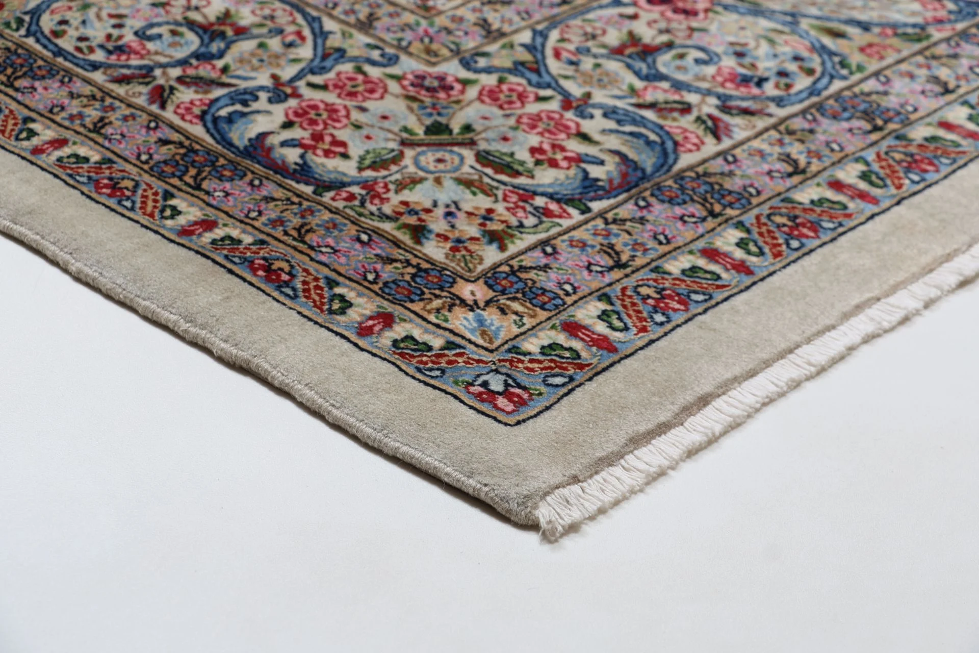 Kerman Persian Rug — hand-knotted, 247 × 355 cm, Wool & Silk