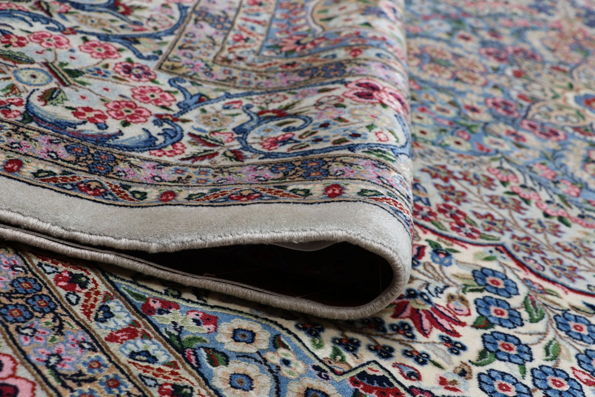 Kerman Persian Rug — hand-knotted, 247 × 355 cm, Wool & Silk