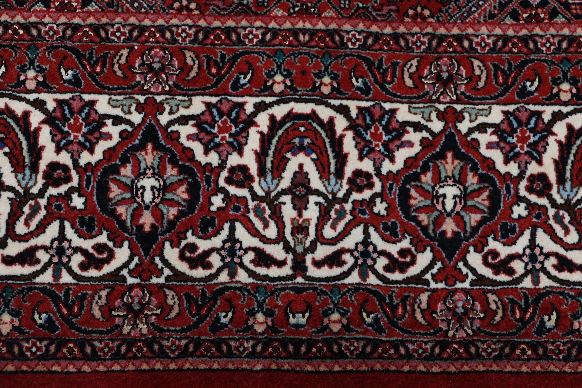 Bijar Persian Rug 255 × 297 cm, Wool & Silk, hand-knotted