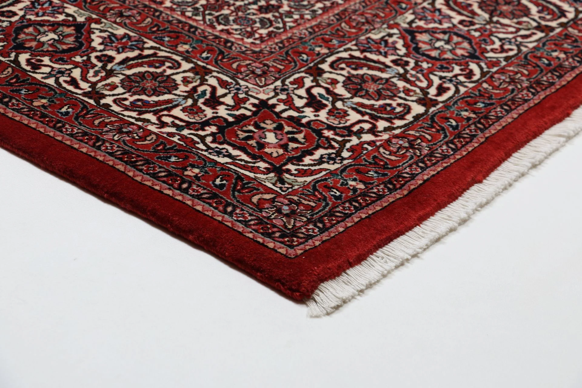 Bijar Persian Rug 255 × 297 cm, Wool & Silk, hand-knotted