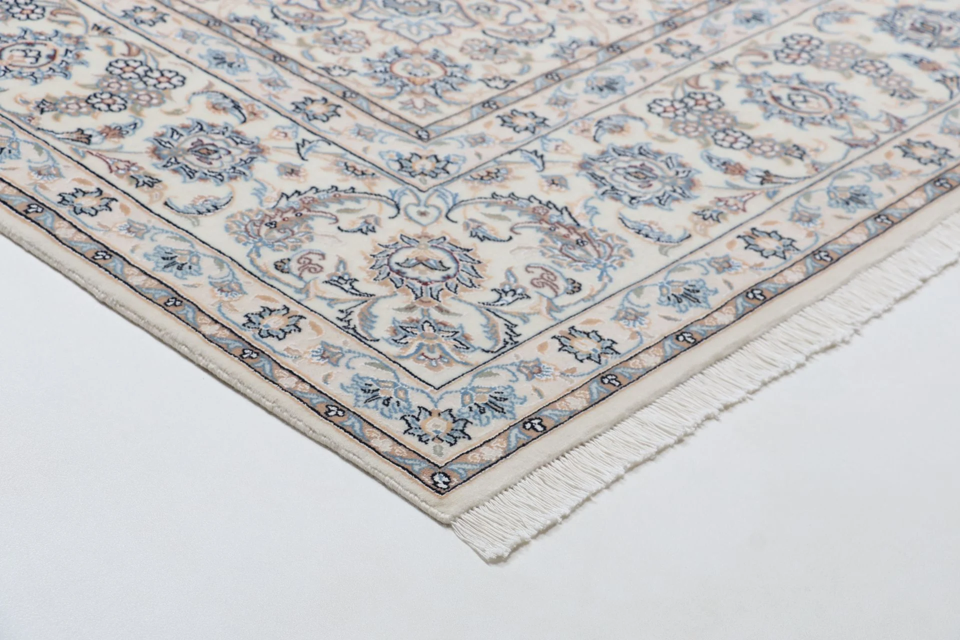 Nain Persian Rug 250 × 357 cm, Wool & Silk, hand-knotted