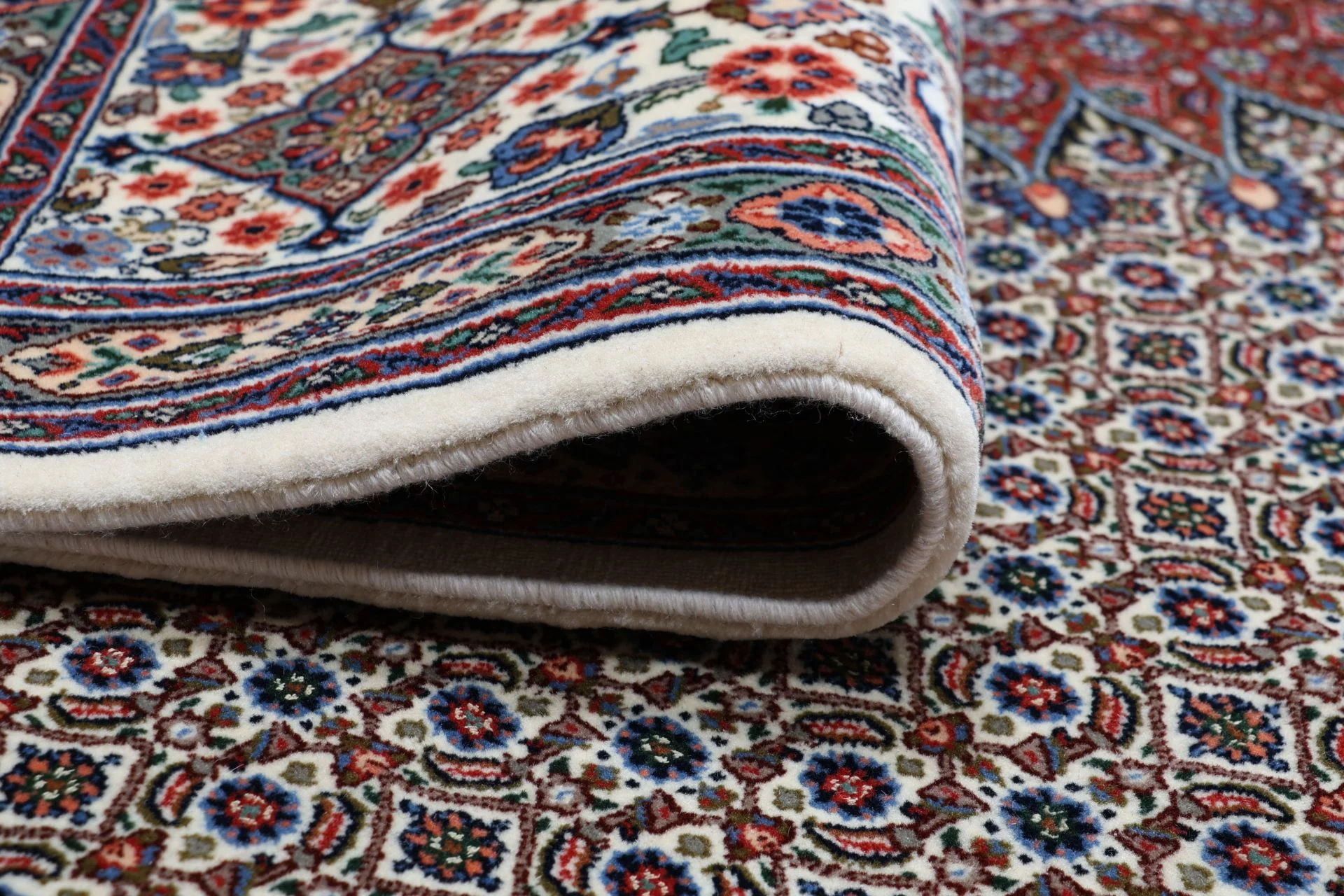 perserteppich-moud-255-x-363-cm-schurwolle-seide-handgeknupft-116 Moud Persian Rug 255 × 363 cm, Wool & Silk, hand-knotted