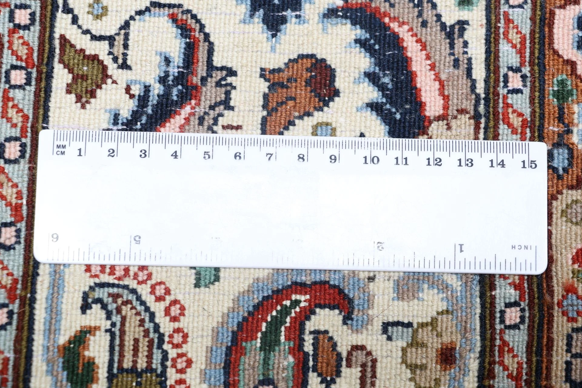 Moud Persian Rug 210 × 297 cm, Wool & Silk, hand-knotted