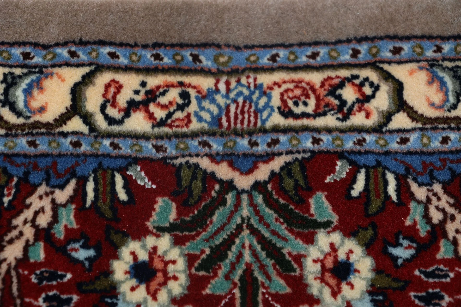perserteppich-moud-210-x-300-cm-schurwolle-seide-handgeknupft-98 Moud Persian Rug — hand-knotted, 210 × 300 cm, Wool & Silk