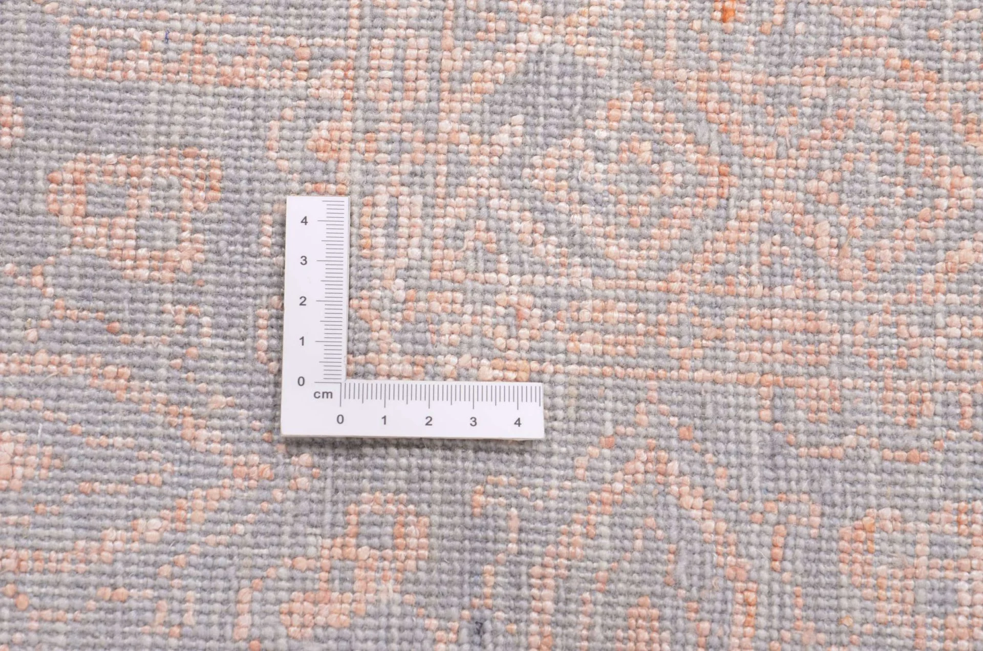 Indian Rug — hand-knotted, 247 × 305 cm, Wool & Silk