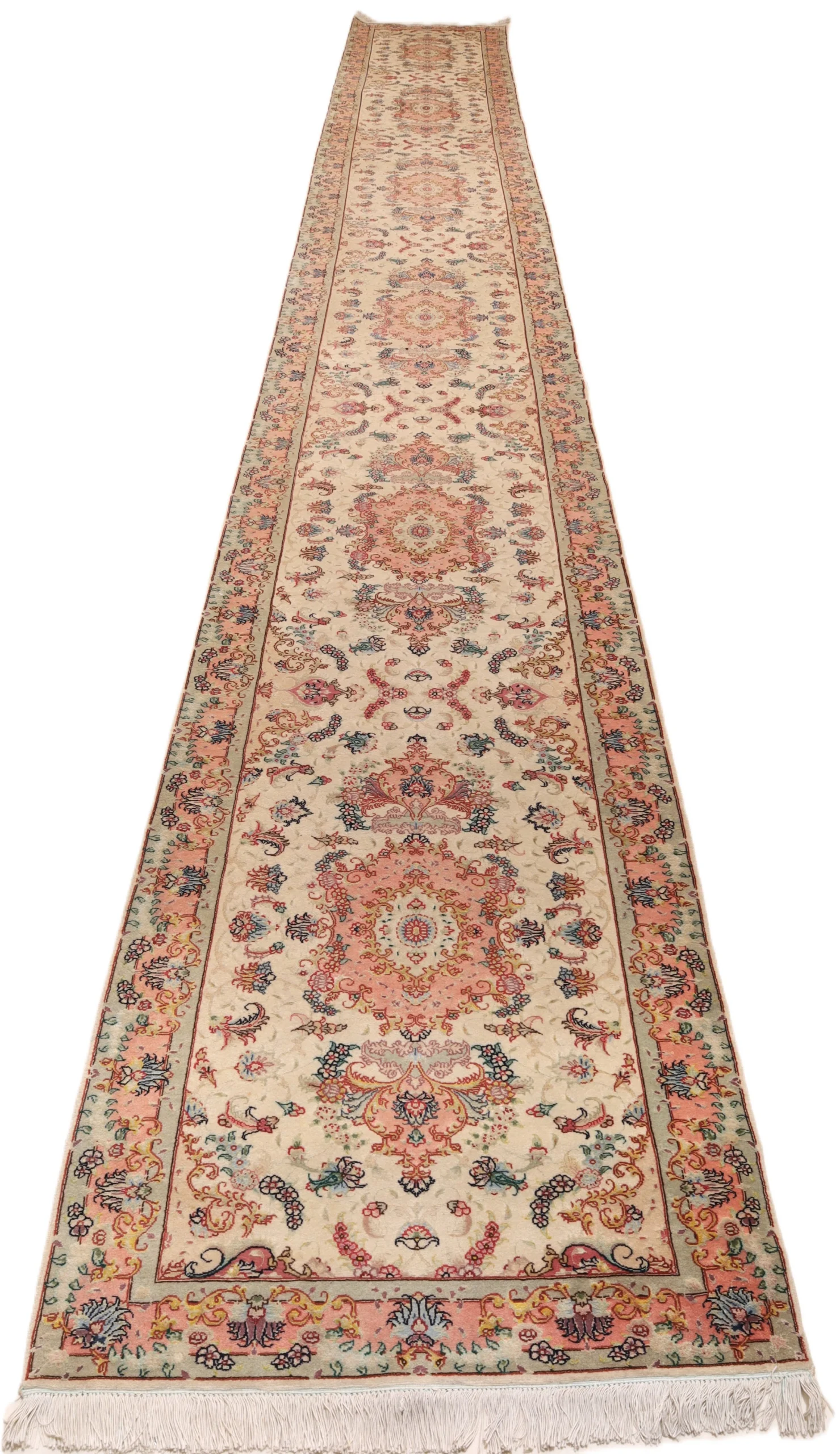 Tabriz Persian Rug — hand-knotted, 680 × 85 cm, Wool & Silk