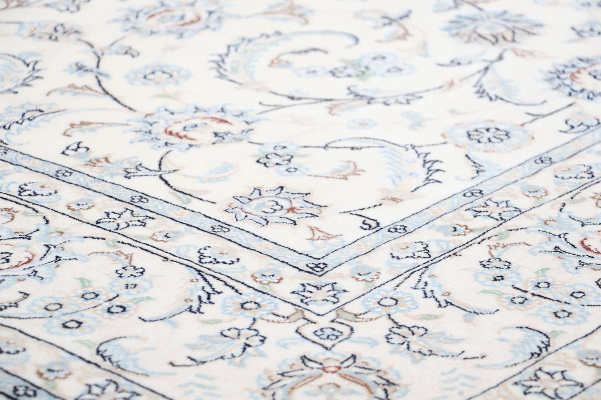 Nain Persian Rug — hand-knotted, 202 × 295 cm, Wool & Silk