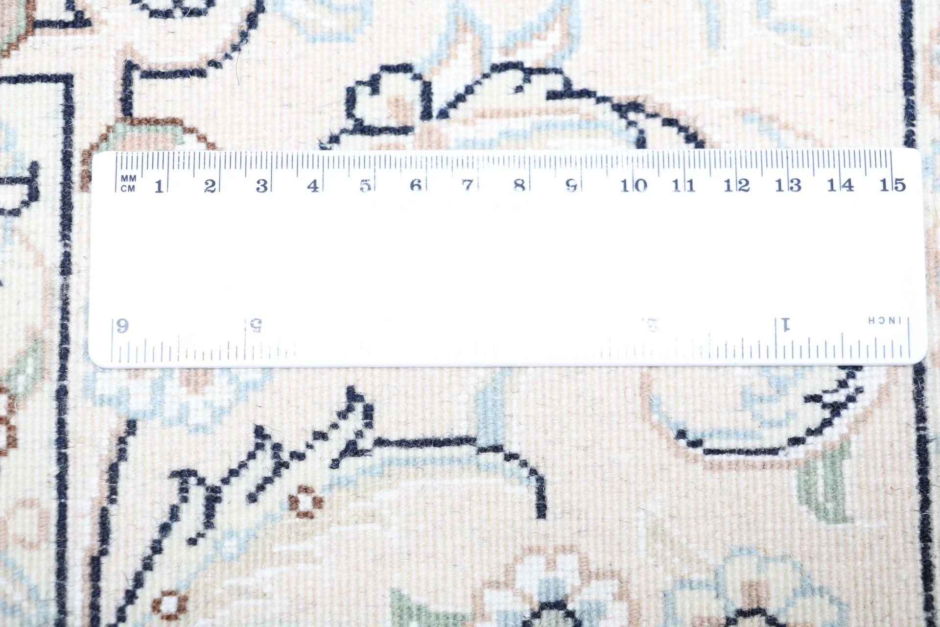 Nain Persian Rug — hand-knotted, 202 × 295 cm, Wool & Silk