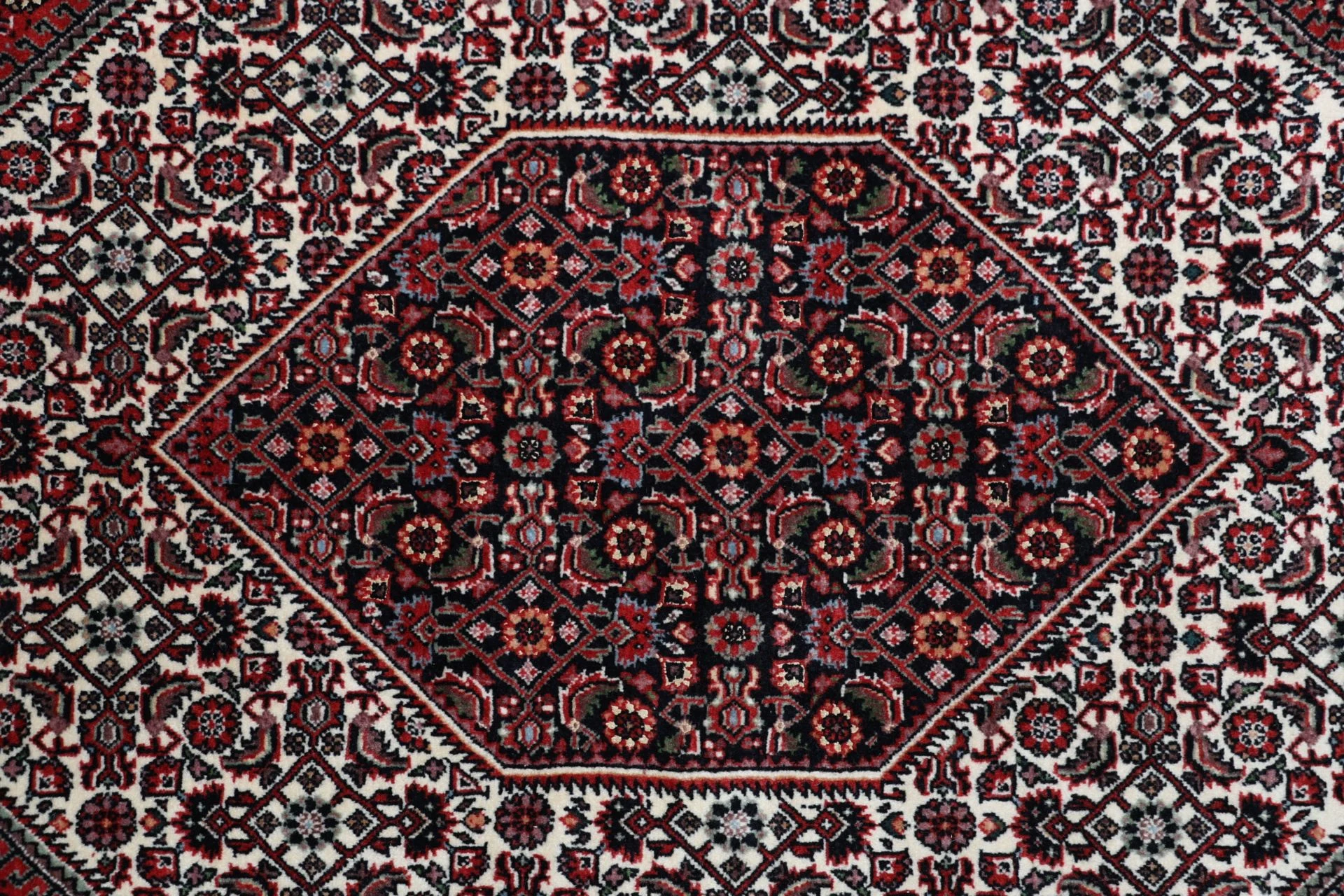 Hand-Knotted Wool & Silk Bijar Persian Rug, 173 × 250 cm
