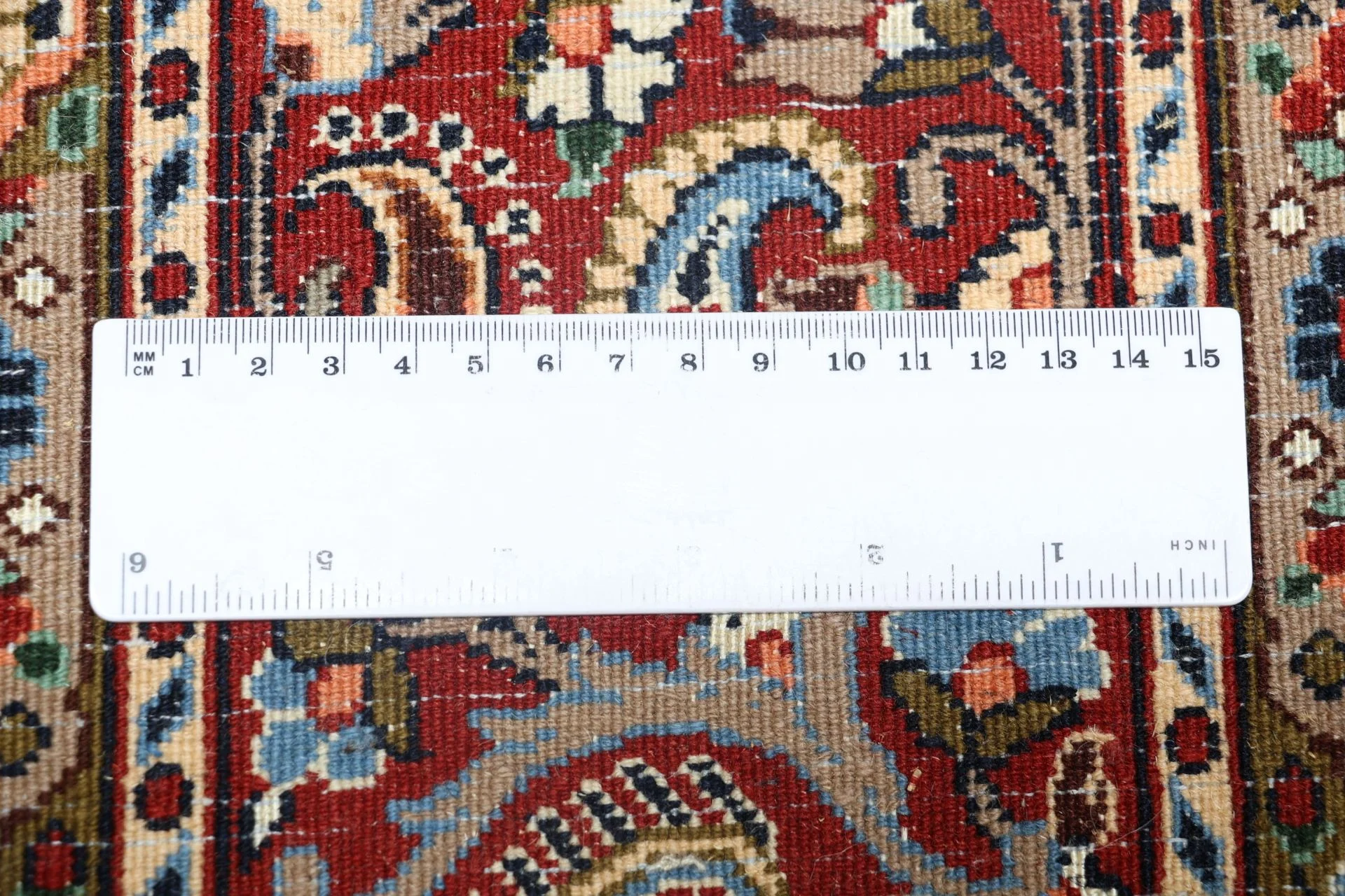 Moud Persian Rug 200 × 293 cm, Wool & Silk, hand-knotted