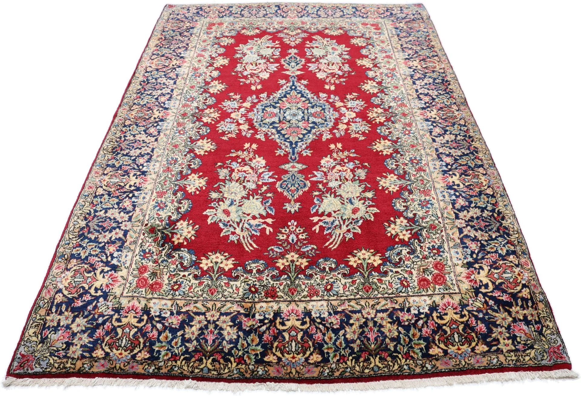 Kerman Persian Rug 148 × 227 cm, Wool, hand-knotted