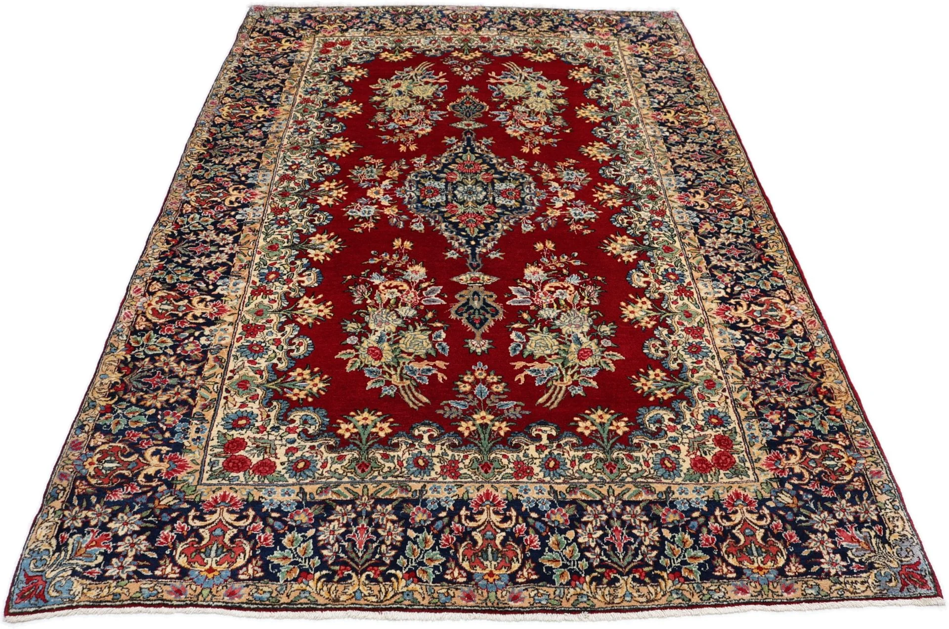 Kerman Persian Rug 148 × 227 cm, Wool, hand-knotted