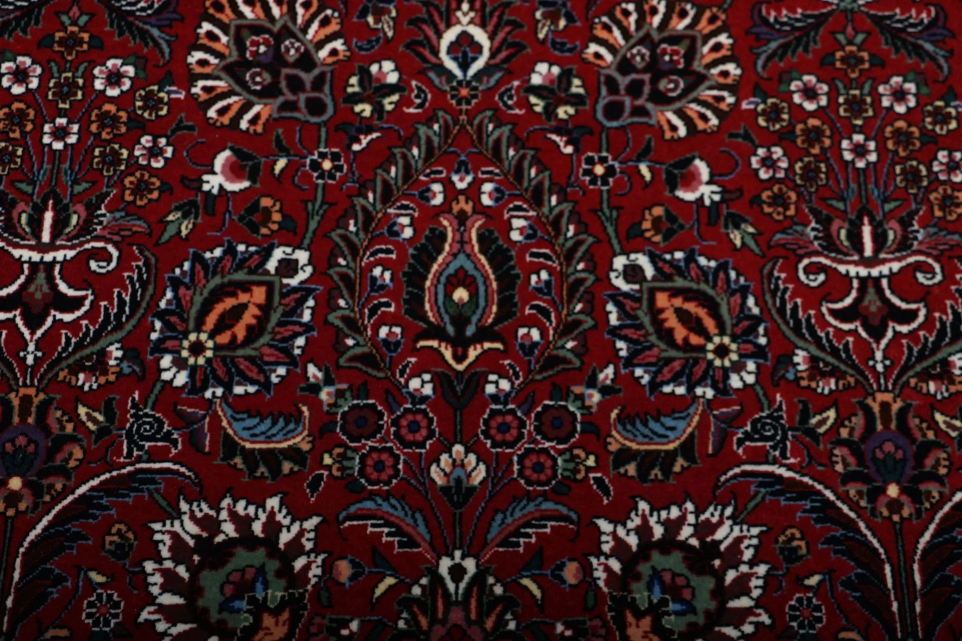 Bijar Persian Rug 207 × 256 cm, Wool & Silk, hand-knotted