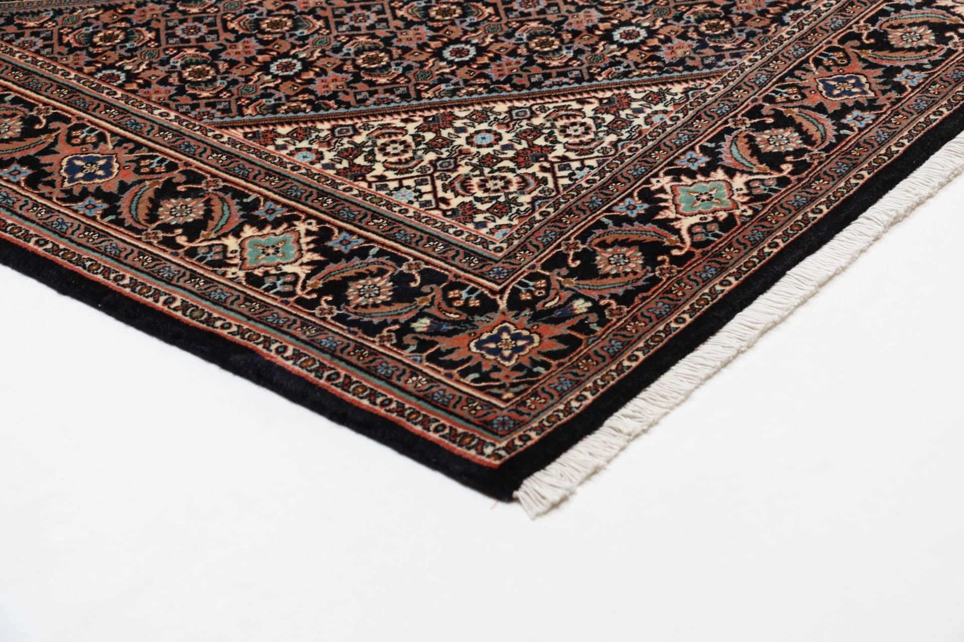 Bijar Persian Rug — hand-knotted, 170 × 240 cm, Wool & Silk
