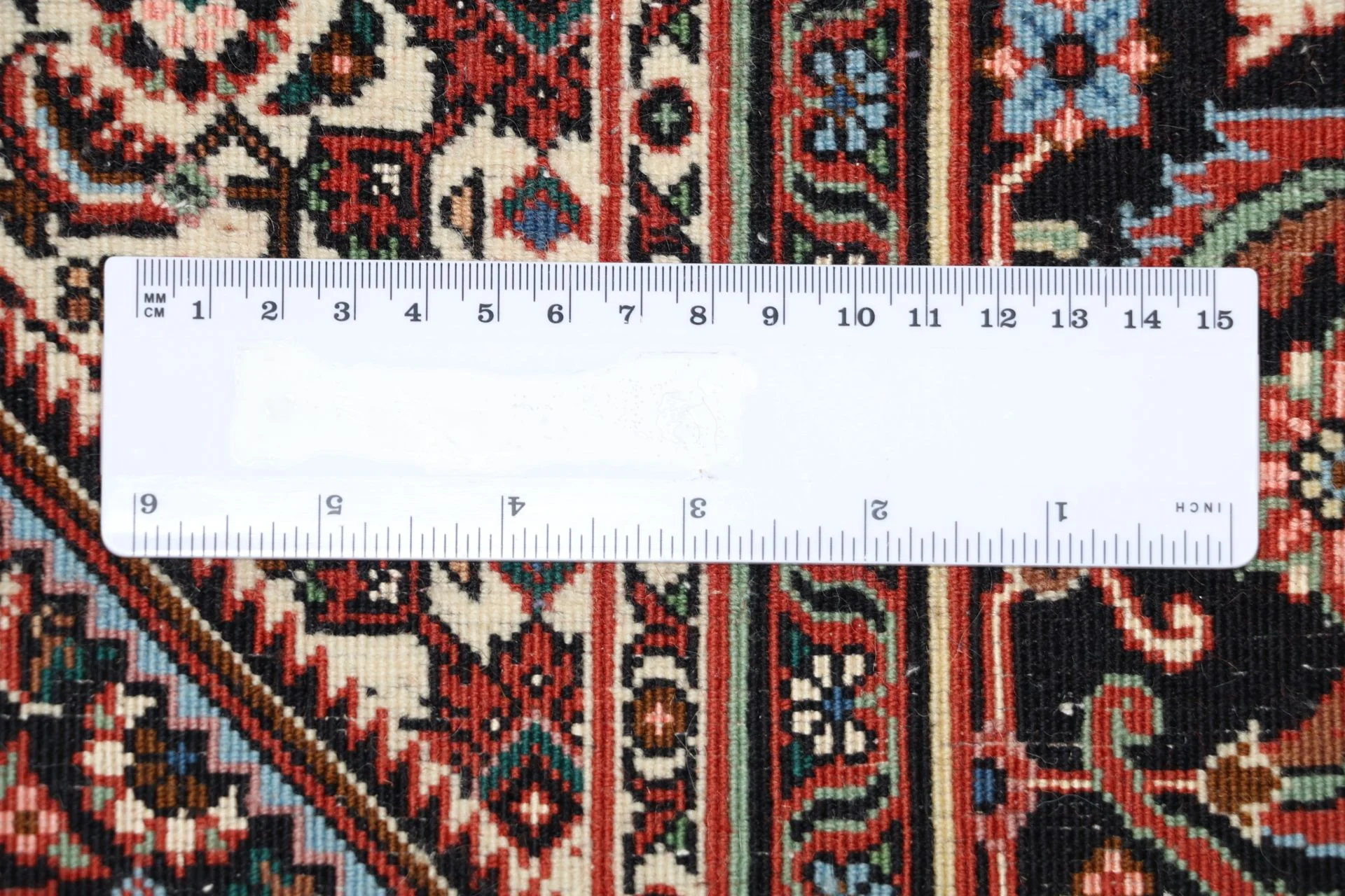 Bijar Persian Rug — hand-knotted, 170 × 240 cm, Wool & Silk