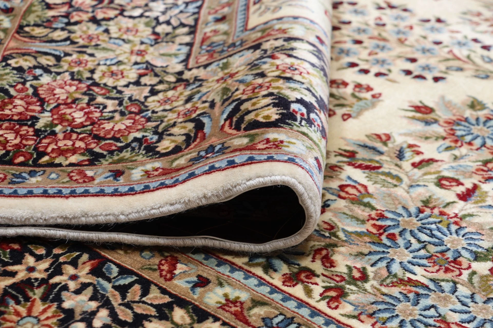 Hand-Knotted Wool Kerman Persian Rug, 218 × 303 cm