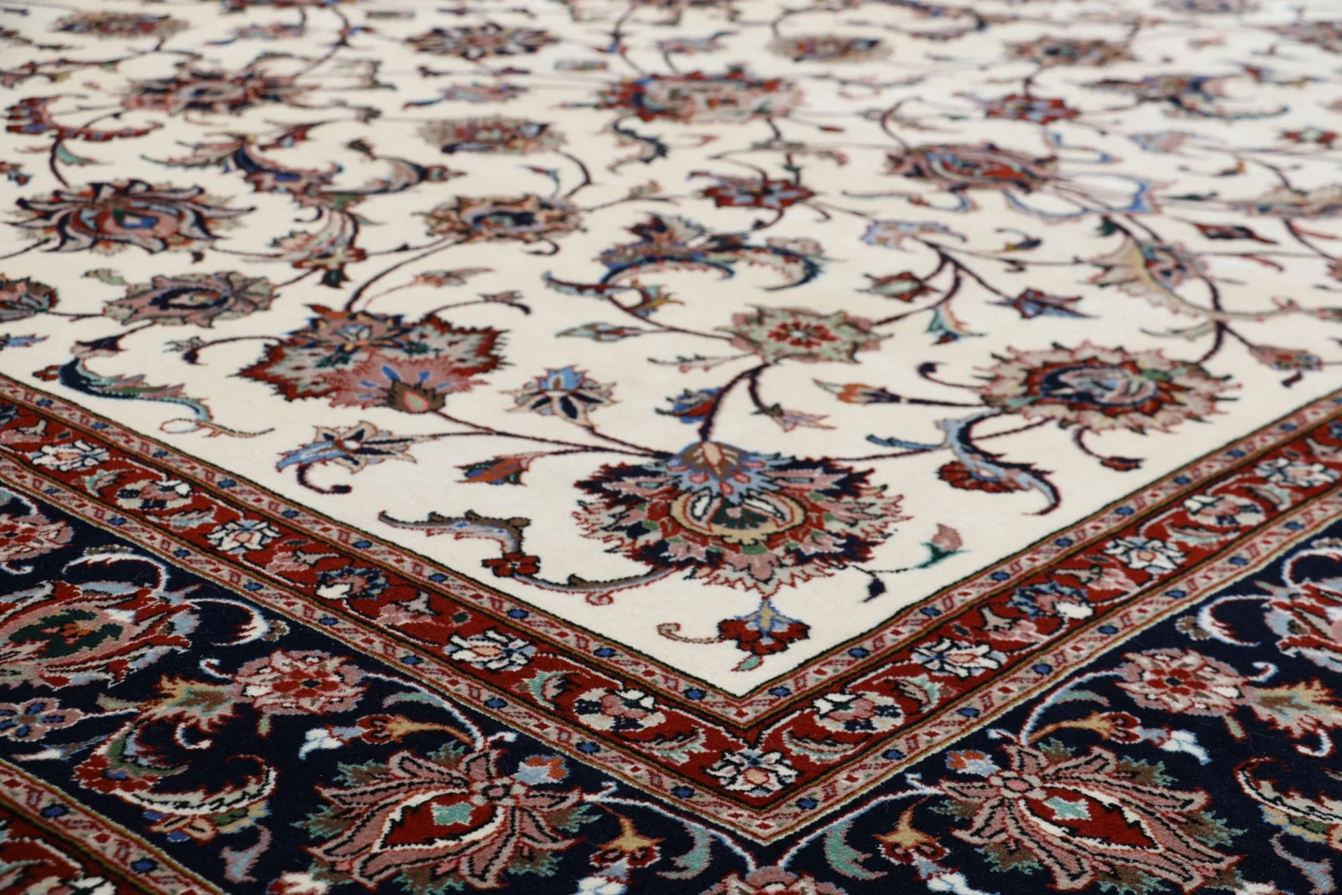 Hand-Knotted Wool & Silk Sarouk Persian Rug, 248 × 302 cm