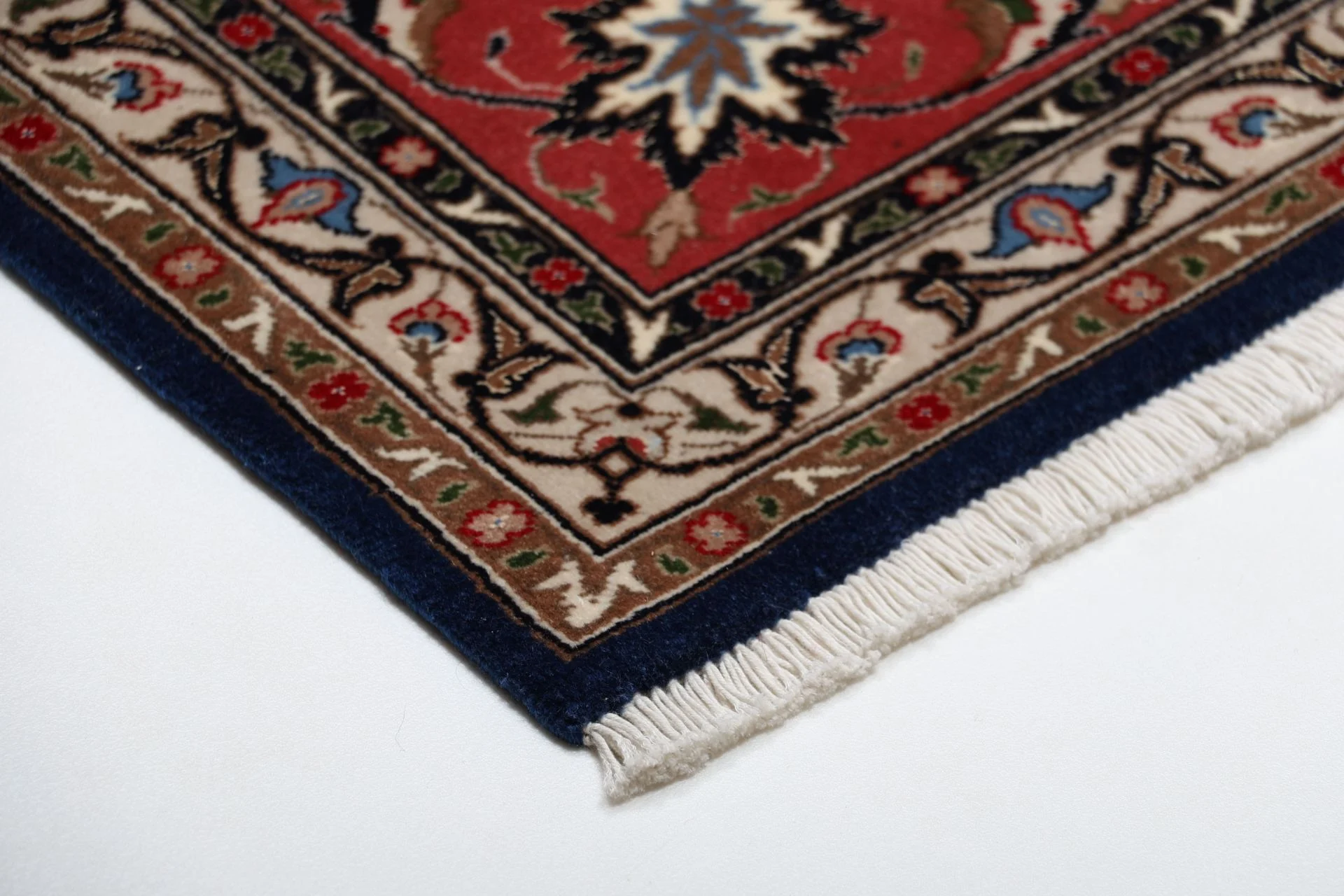 perserteppich-tabriz-200-x-248-cm-schurwolle-seide-handgeknupft-40 Tabriz Persian Rug — hand-knotted, 200 × 248 cm, Wool & Silk