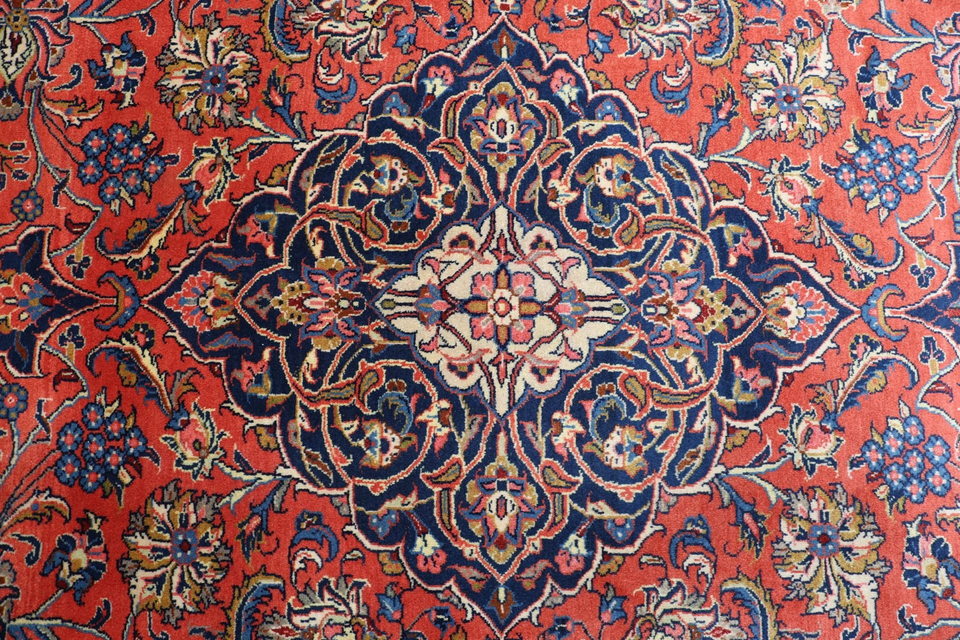 Sarouk Persian Rug 254 × 345 cm, Wool, hand-knotted