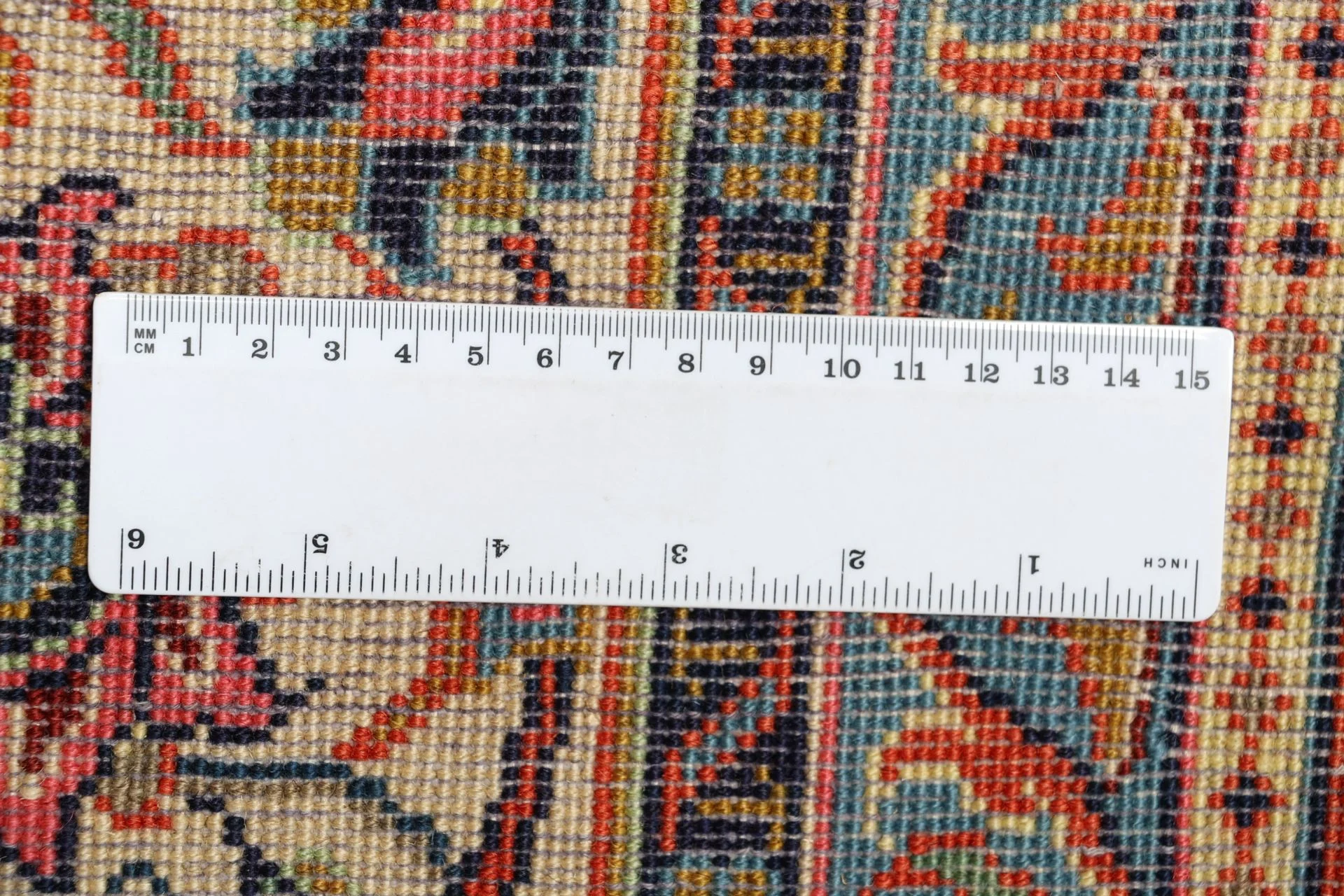 Sarouk Persian Rug 254 × 345 cm, Wool, hand-knotted
