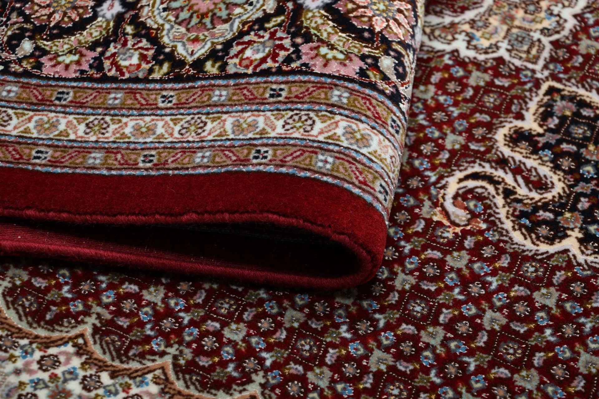 Tabriz Persian Rug 205 × 261 cm, Wool & Silk, hand-knotted