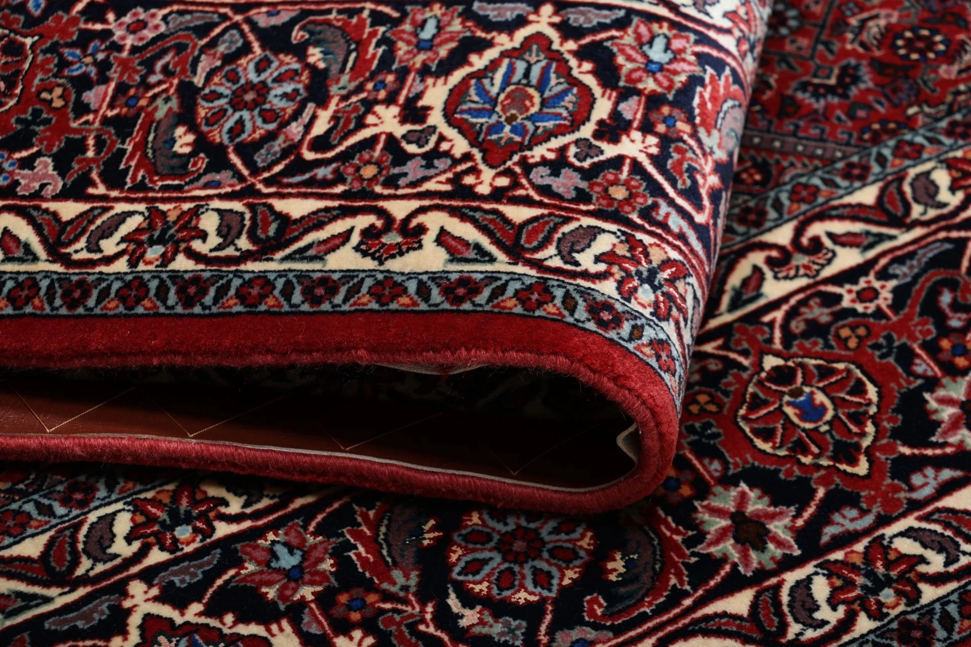 perserteppich-bidjar-200-x-208-cm-schurwolle-seide-handgeknupft-38 Bijar Persian Rug — hand-knotted, 200 × 208 cm, Wool & Silk