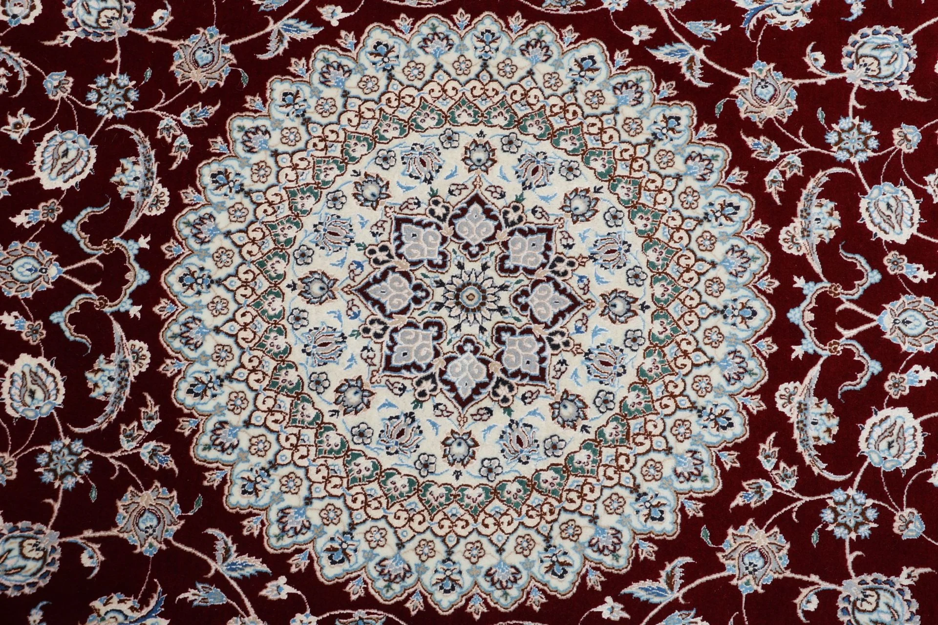 Nain Persian Rug 203 × 260 cm, Wool & Silk, hand-knotted